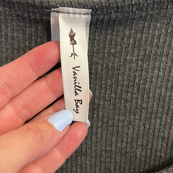 Vanilla Bay,  long sleeve, Henley - Picture 2 of 6